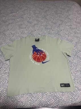 Nike women’s Sage Green Loose Graphic Tee
